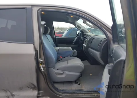 2010 Toyota Tundra Grade 4.6L V8 из США, поврежденный, VIN 5TFUM5F19AX012689